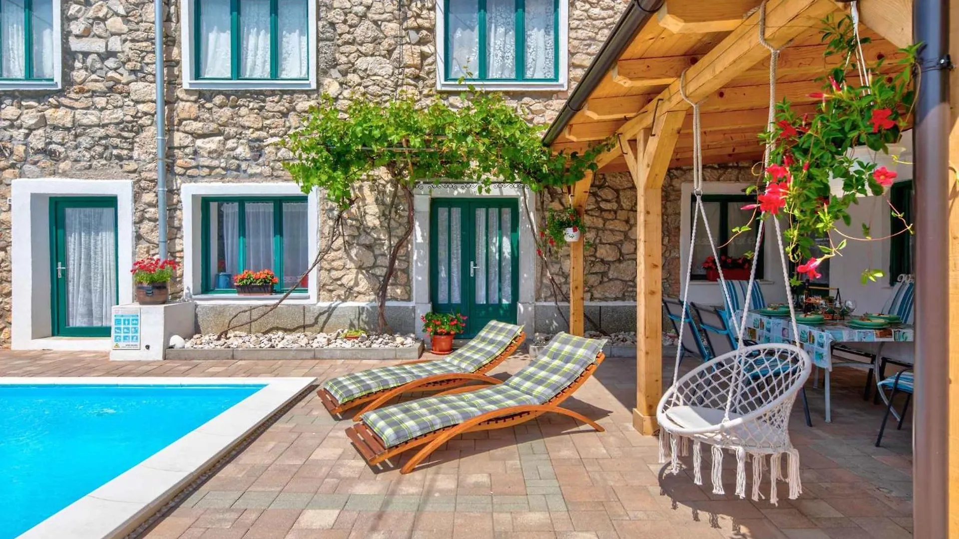 Holiday Home In Drivenik 39098 Κροατία